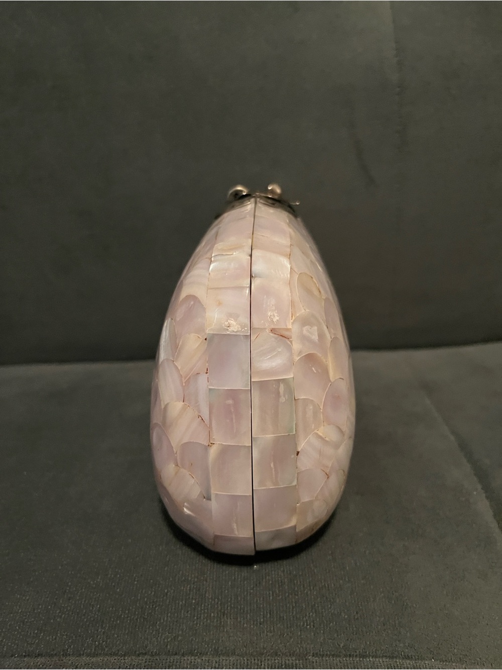 Patricia iridescent mother-of-pearl clutch - Elegant Evening Bag - Picture 4 of 8
